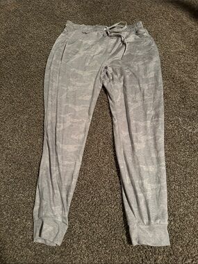 Vuori Gray Camouflage Joggers